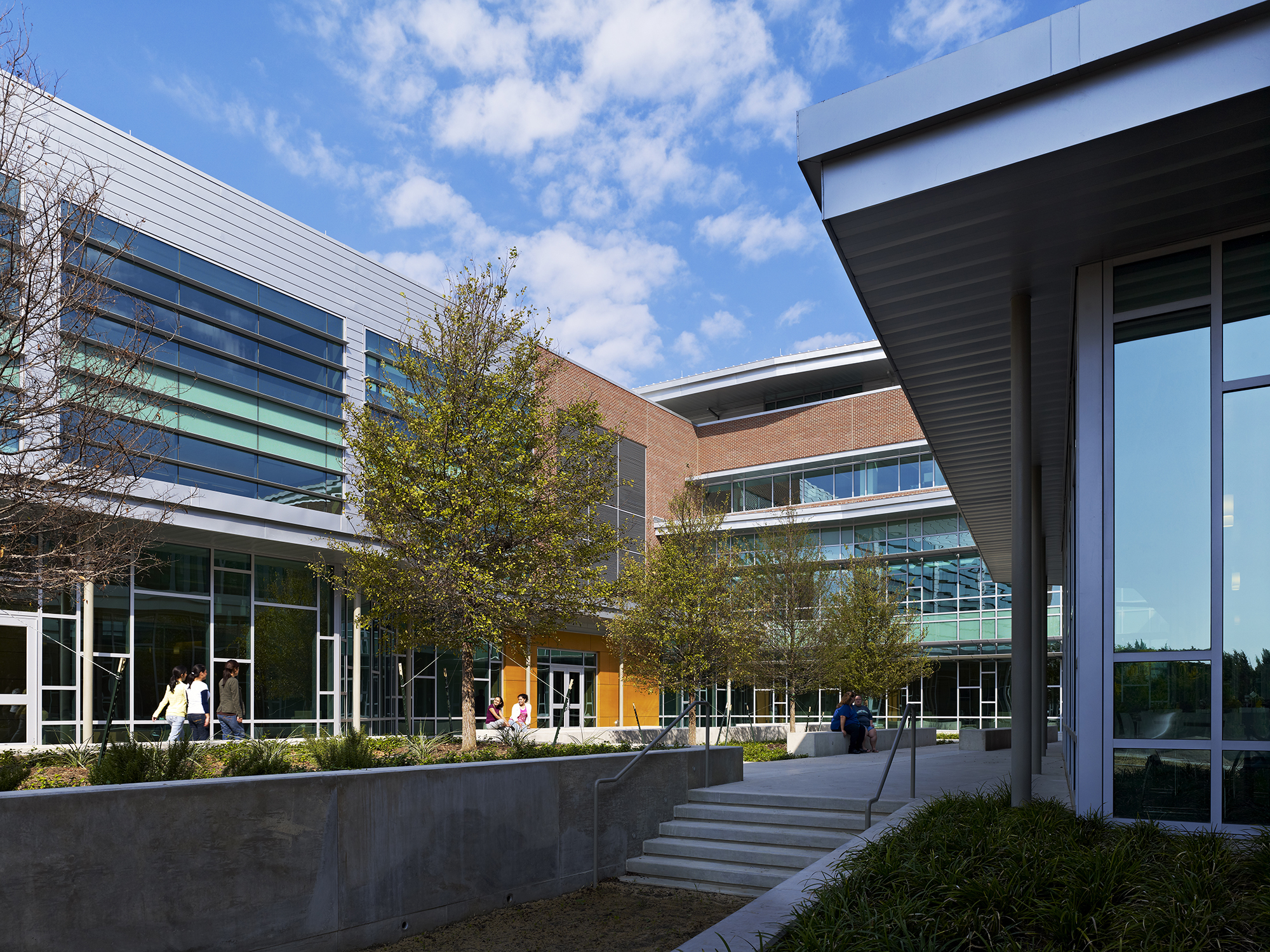 UNT Dallas Founders Hall courtyard on a sunny day